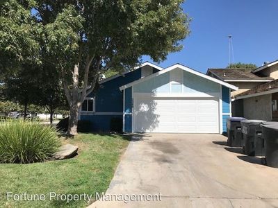 2248 N Gowdy St, Visalia, CA, 93292