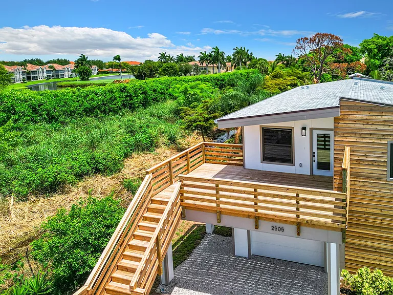 2505 Storter Ave — Photo 42