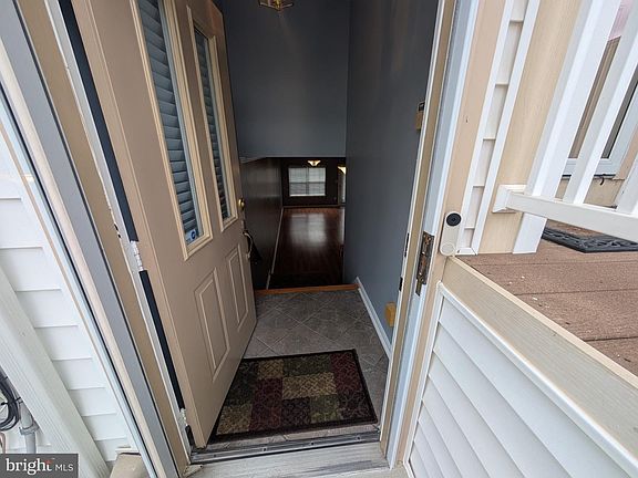 4th image of 1657 Fallowfield Ct