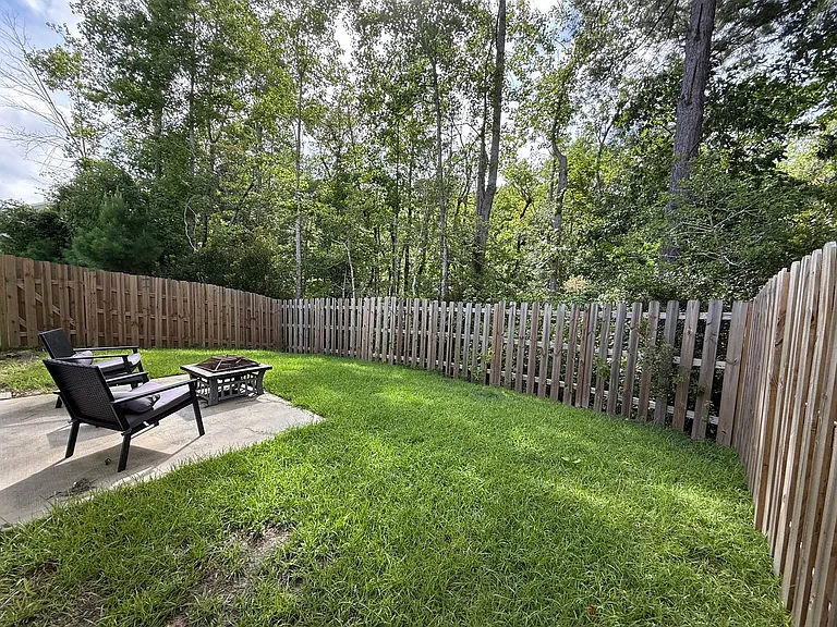 386 High Ridge Ct — Photo 27