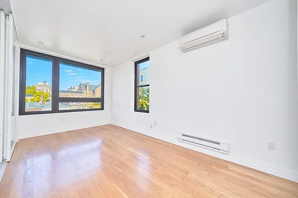 Rented by Living New York | media 8