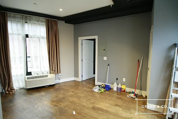 Rented by Grand & Co. | media 4