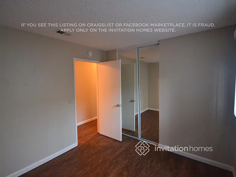 1104 Jeanne Ct — Photo 8