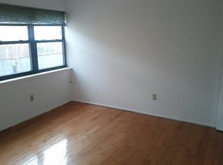 731 South St, Philadelphia, PA 19147