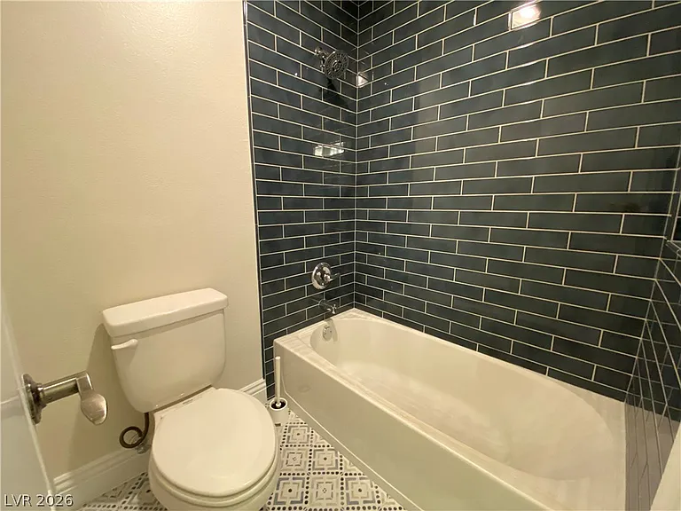9337 Outer Banks Ave — Photo 52