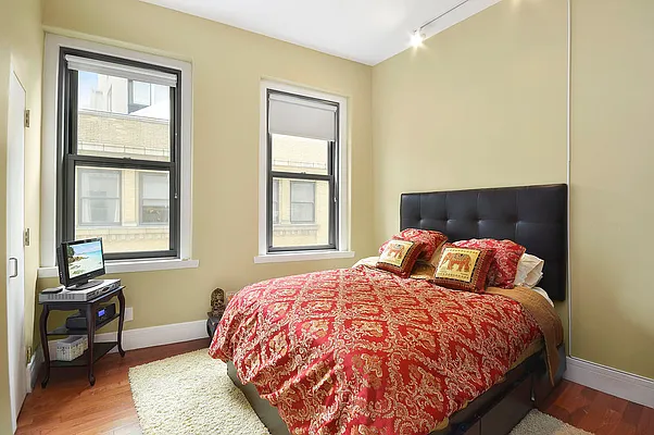 Sold by Corcoran | media 10