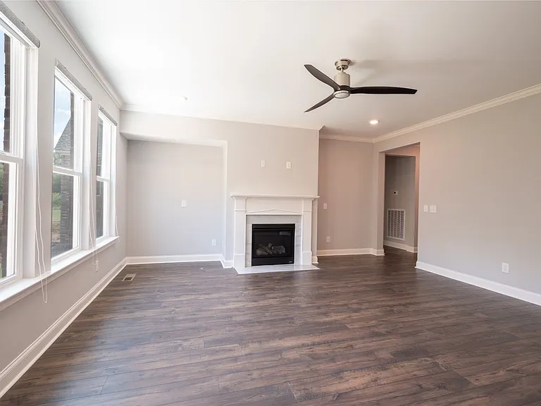 4018 Foxglove Farm Dr — Photo 10