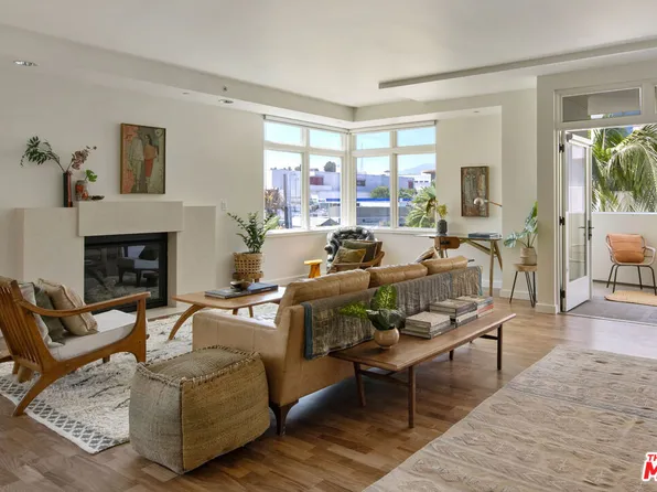 920 Granite Dr Unit 316, Pasadena, CA 91101