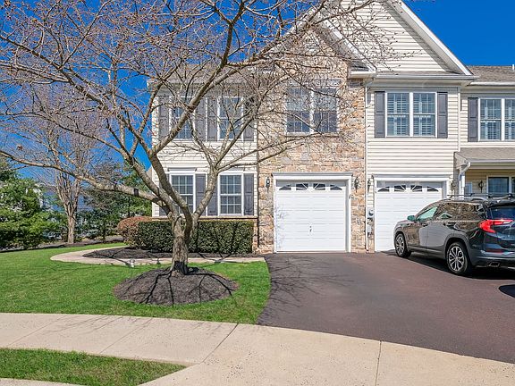 2nd image of 15 Ryan Ct