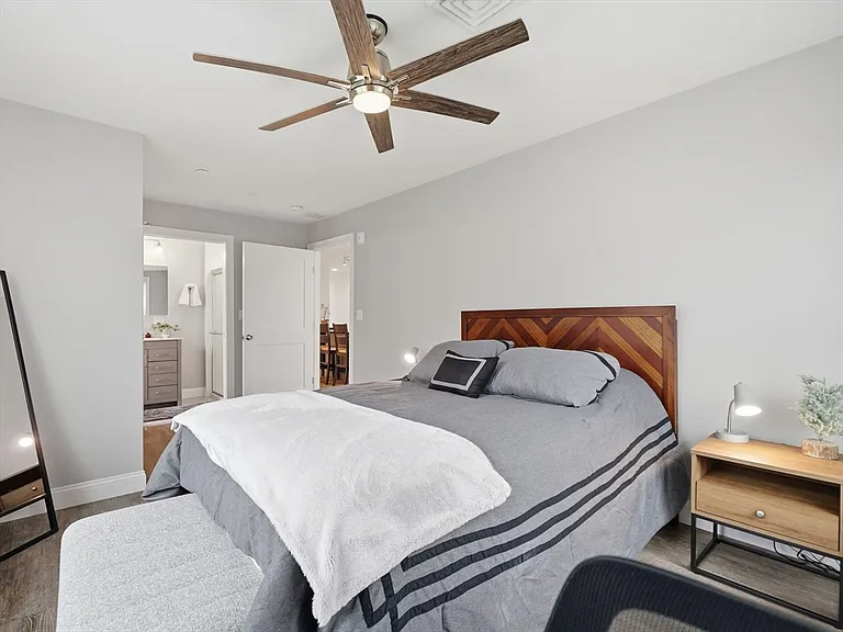 149 Pleasant St #2 — Photo 24