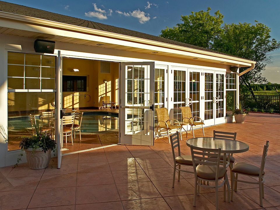 2nd image of 10200 City Walk Dr Unit 436