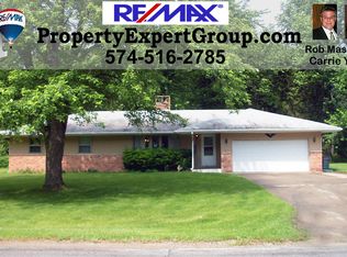 52031 Grape Rd, Granger, IN 46530