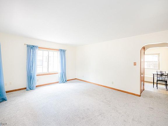 3rd image of 1200 Tulip St