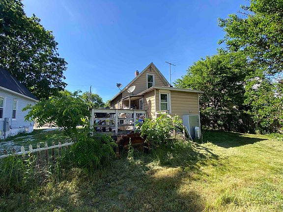 5th image of 1011 Lincoln St