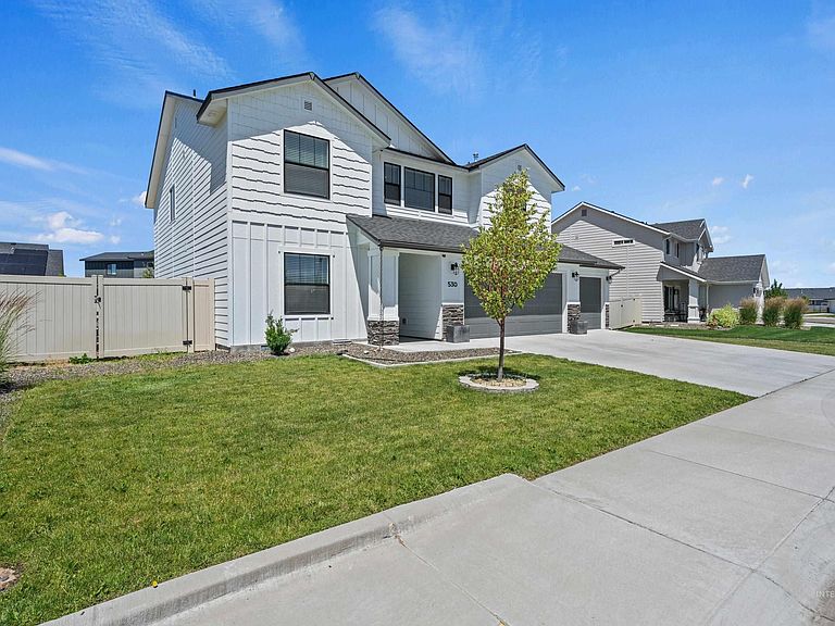 Listing photo 3