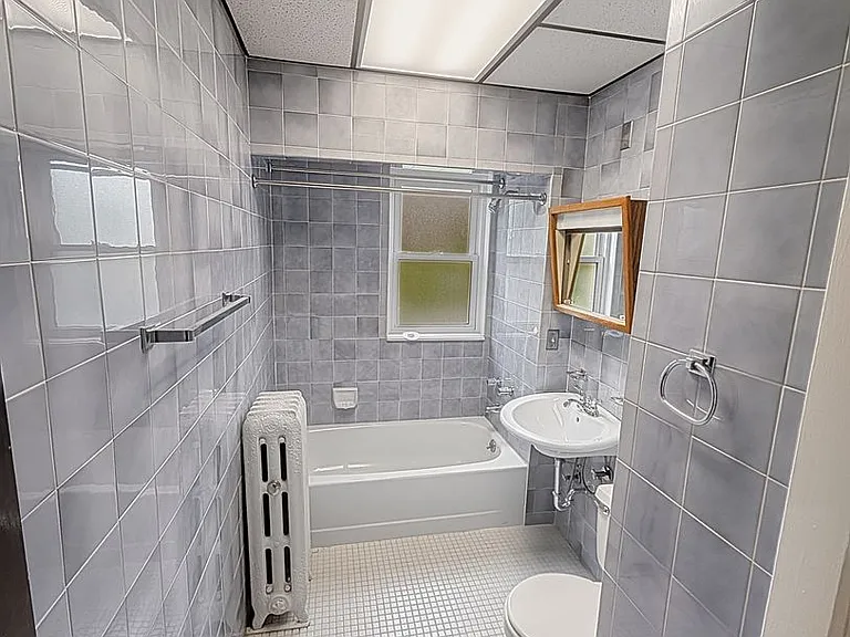 1302 W Rosemont Ave #2 — Photo 24
