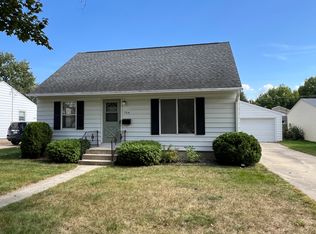 704 14th Ave NE, Rochester, MN 55906