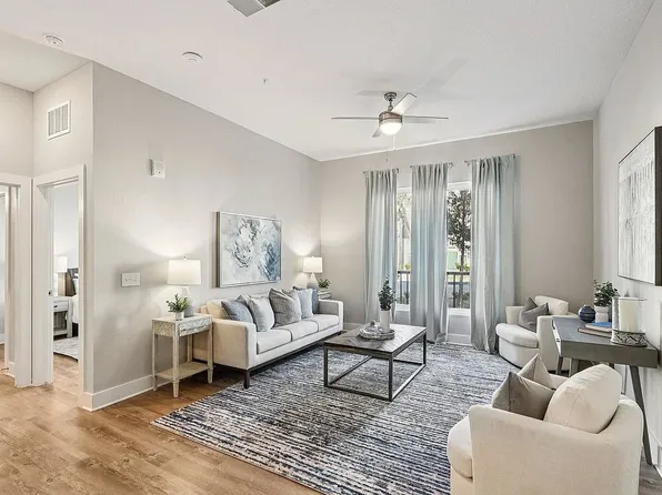 Eastborough Apartments