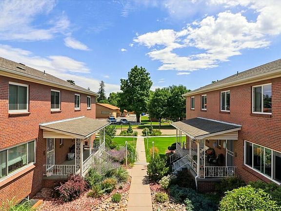 4th image of 2047 S Milwaukee St APT 10