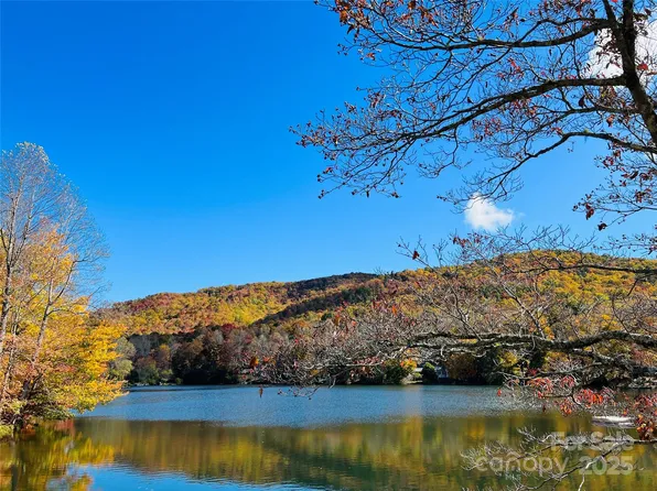 99999 Old Fort Rd, Fairview, NC 28730