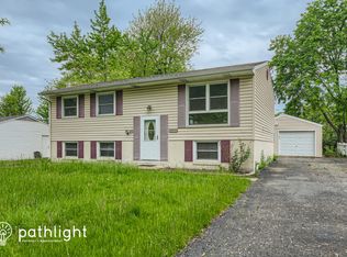 19620 S Redwood Ln, Mokena, IL 60448