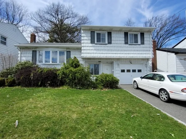 210 Abbe Ln, Clifton City, NJ 07013