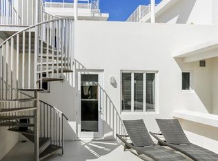 220 Water Way, Miami Beach, FL 33141