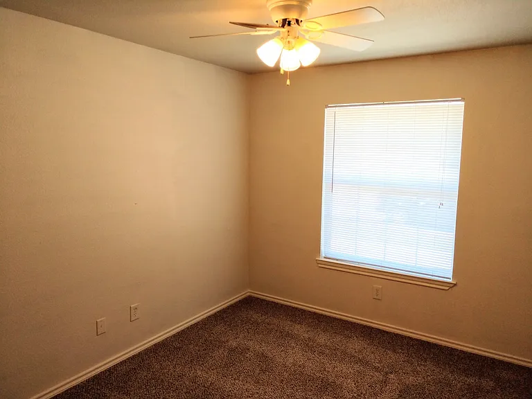 3908 Stuart Rd — Photo 9