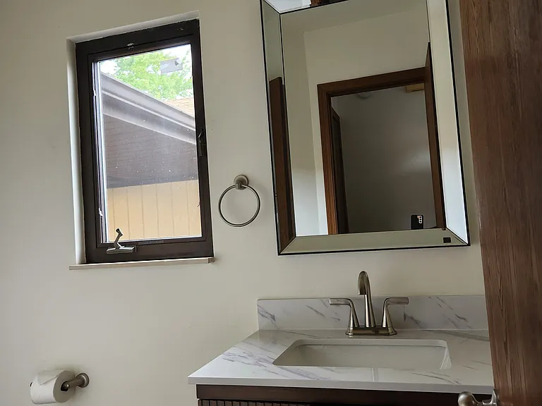 1146 Country Creek Ln — Photo 7