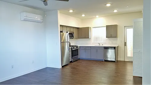 2813 Q St Photo 1