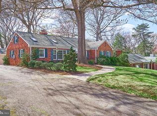 3160 N Quincy St, Arlington, VA 22207