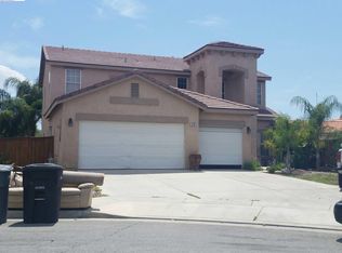 2216 Brittany Ct, San Jacinto, CA 92583