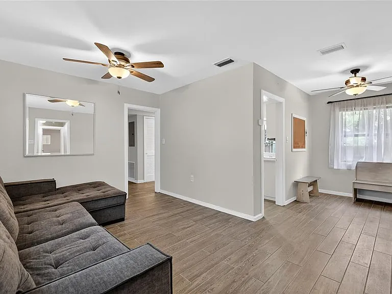 706 Mission Dr — Photo 14