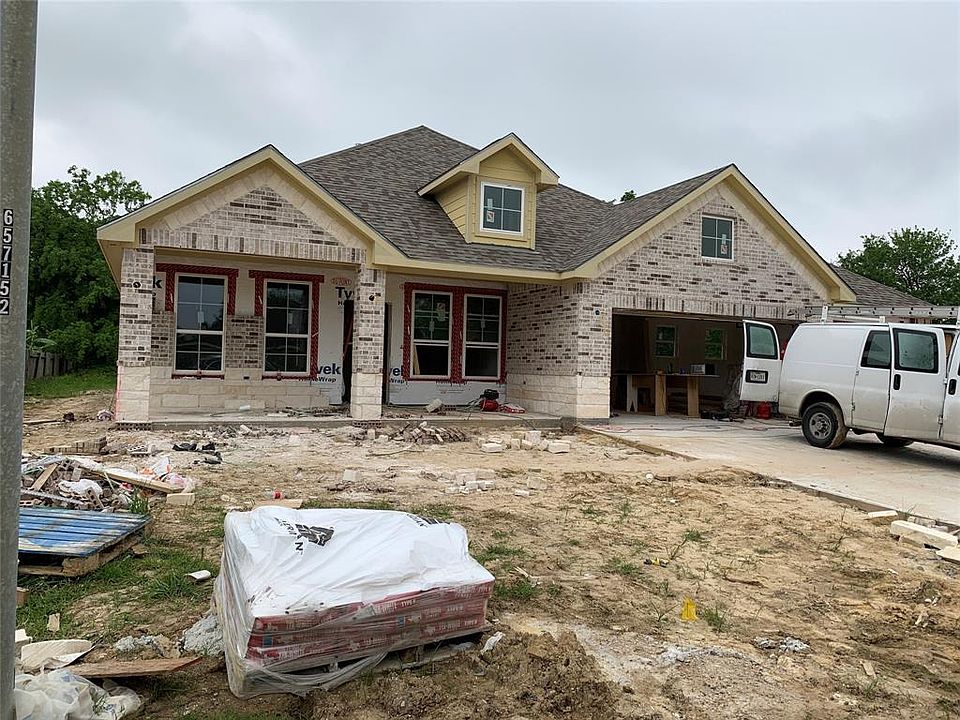 1st image of 8002 Fernwood Ct