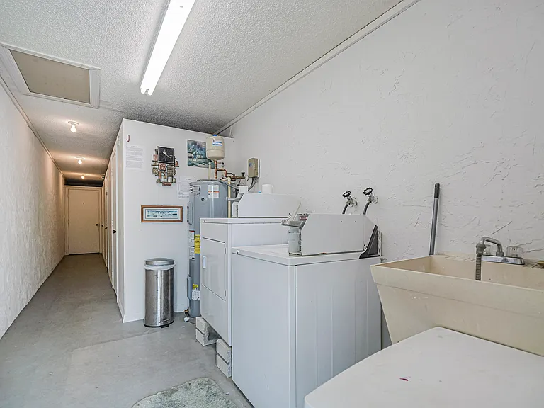 400 18th St #D6 — Photo 20