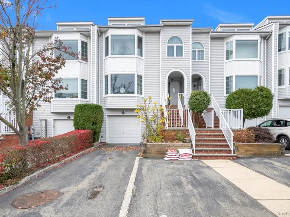 242-29A Oak Park Drive, Douglaston, NY 11362