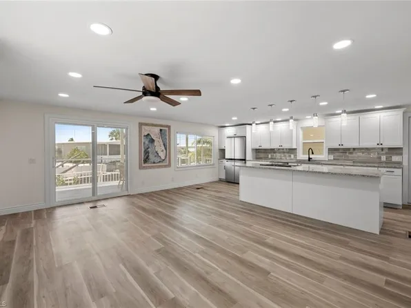 4677 Kahlua LN, BONITA SPRINGS, FL 34134