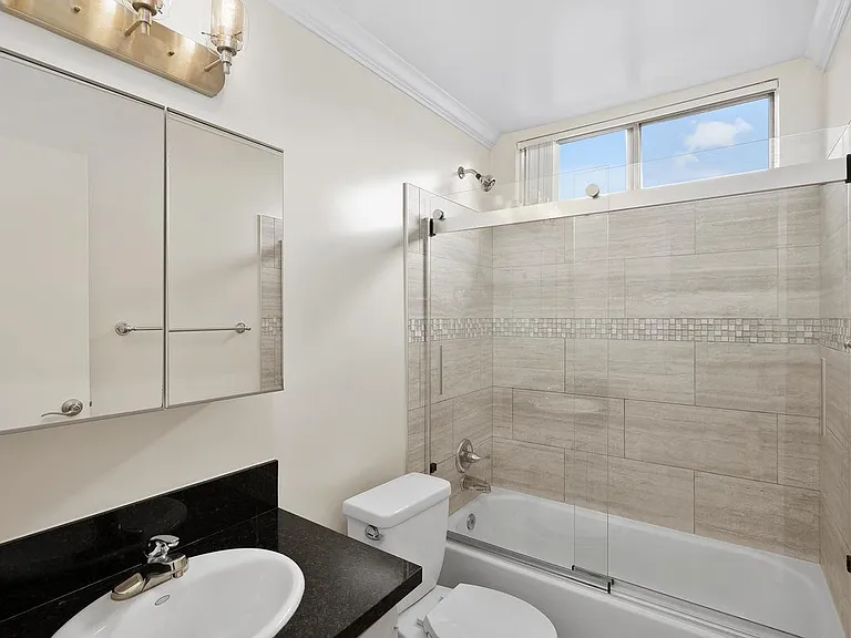 2266 Cazador Dr #17 — Photo 14