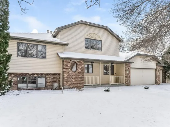 15355 83rd High Rd N, Maple Grove, MN 55311