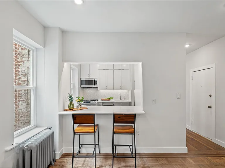 17 51st St #24 — Photo 8