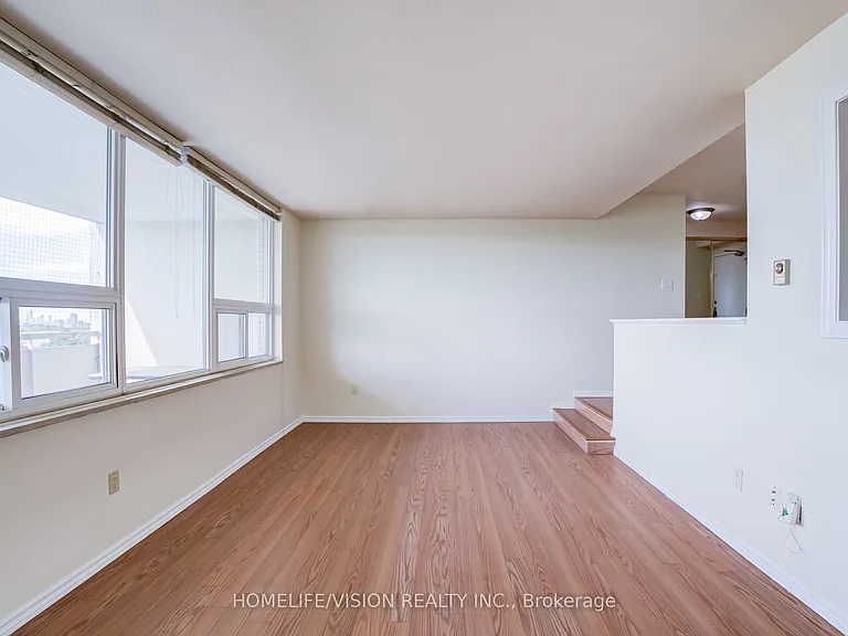 1360 York Mills Rd #905 — Photo 22