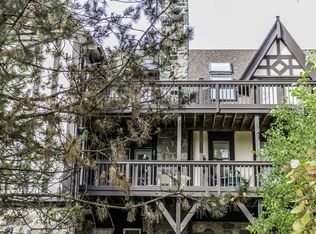 701 S Lake Shore Dr, Lake Geneva, WI 53147