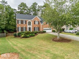 11590 Vista Forest Dr, Alpharetta, GA 30005