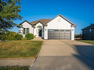 705 Briar Ln, Kearney, MO 64060