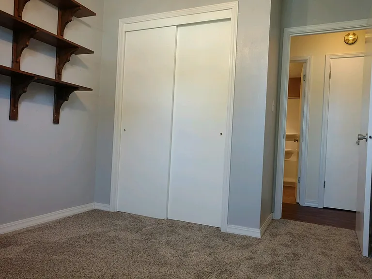 1247 Doreen Ave — Photo 12