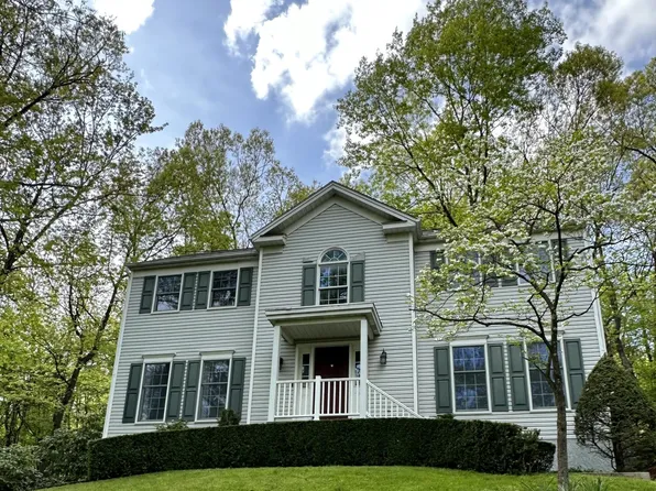 141 Stonehedge Rd, Hollidaysburg, PA 16648