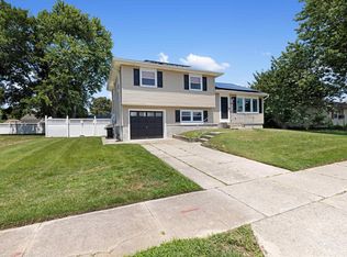 11 Mimosa Dr, Cape May, NJ 08204