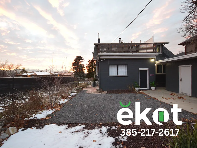 382 N Wall St — Photo 21
