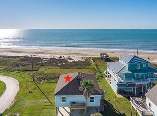 929 Bahama Dr, Crystal Beach, TX 77650