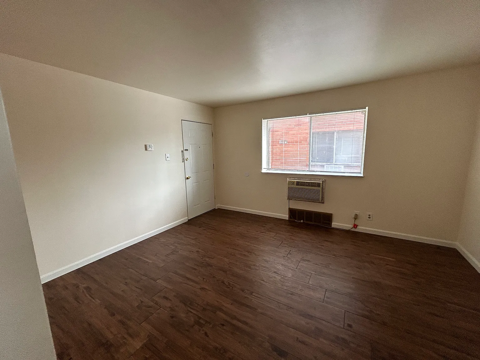 1 bed, 675 sqft, $800 — Photo 2